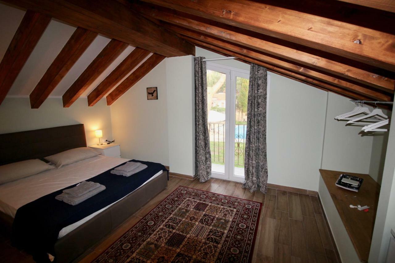 Katana Suites Beach Agnone Bagni Dış mekan fotoğraf