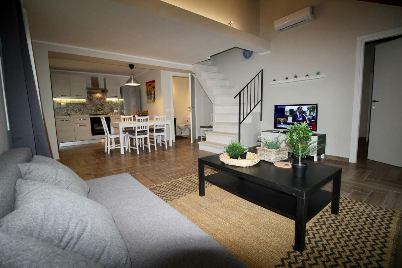 Katana Suites Beach Agnone Bagni Dış mekan fotoğraf